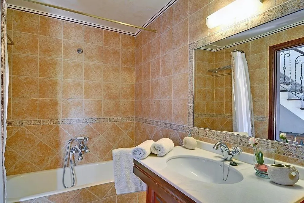 Es Jardi Hotel Palma de Mallorca 4*,